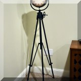 DC02. Decorative clock with tripod stand. 